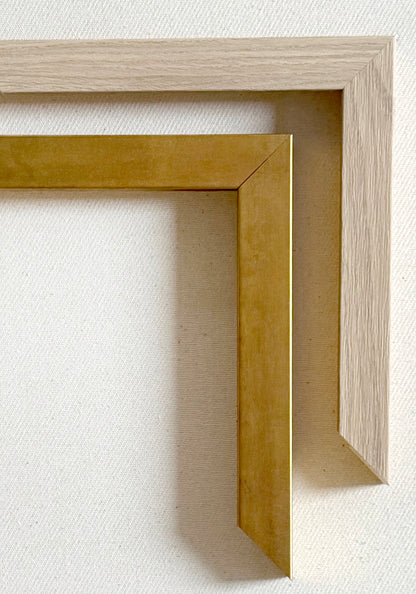 Classic frames colour. Oak natural and gold
